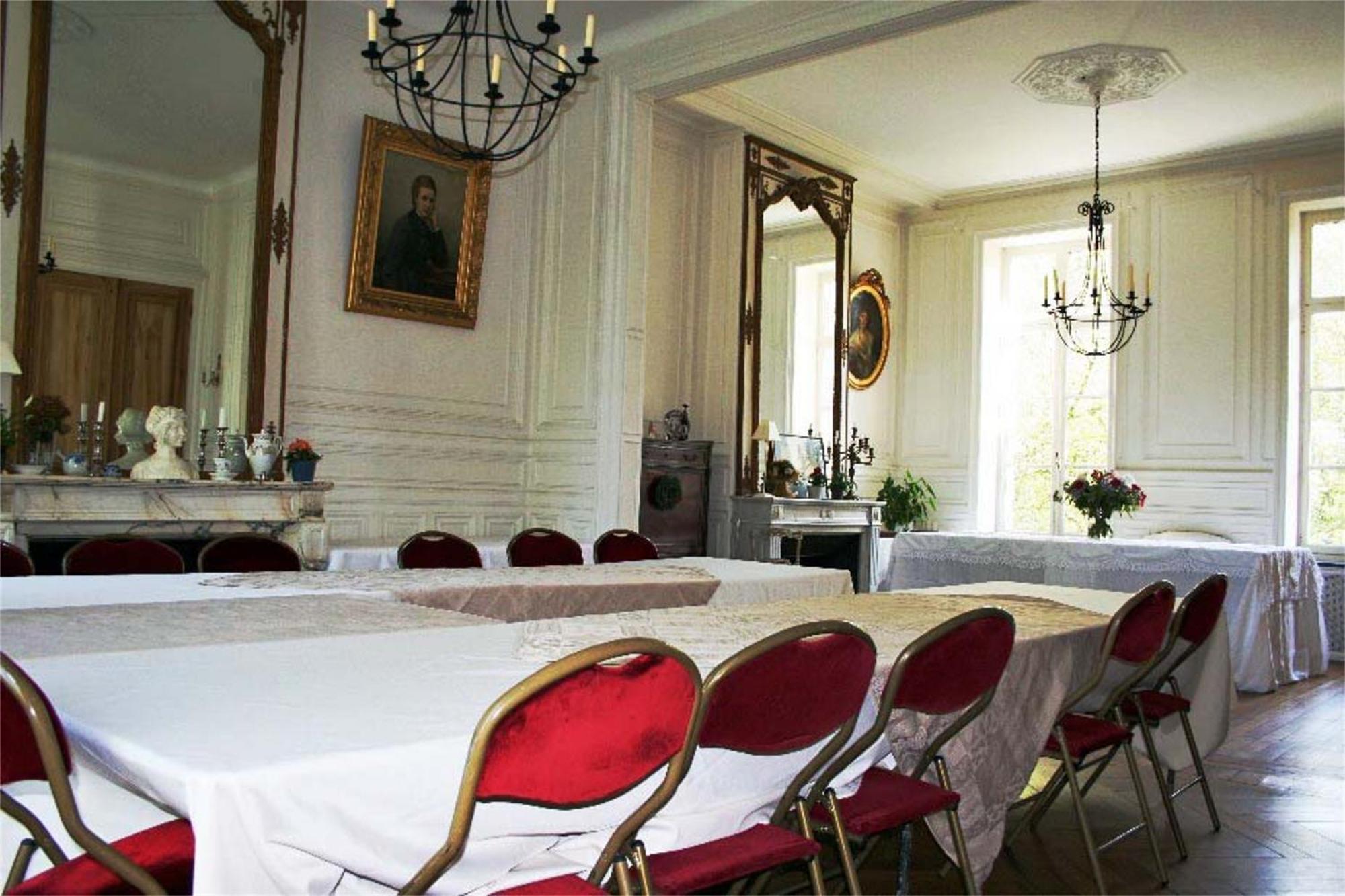 Le Chateau De Philiomel Lillers Exterior photo